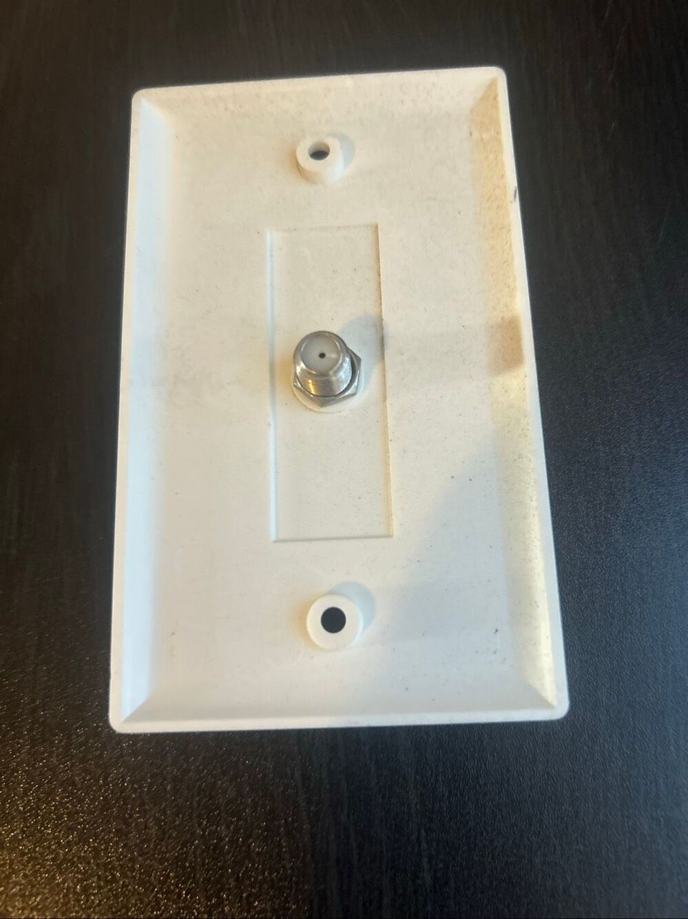 Coaxial Cable Plate